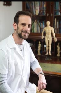 אוראן הלוי - המרכז לטיפול במיגרנות ובכאבים כרוניים ברפואה סינית