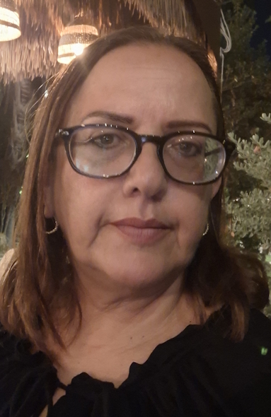 צילה בר - טיפול רגשי ופיזי בשיטת אסטרו-תרפיית מימדים