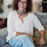 שרון בן אהרון - מאמנת רגשית ומטפלת בתטא הילינג בתל אביב