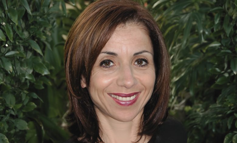 ד"ר חגית שטרן Ph.D פסיכותרפיה פרטנית - טיפול זוגי ומשפחתי בנשר