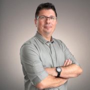 מיכאל יורובסקי - מטפל רגשי ומאמן אישי בקרית גת