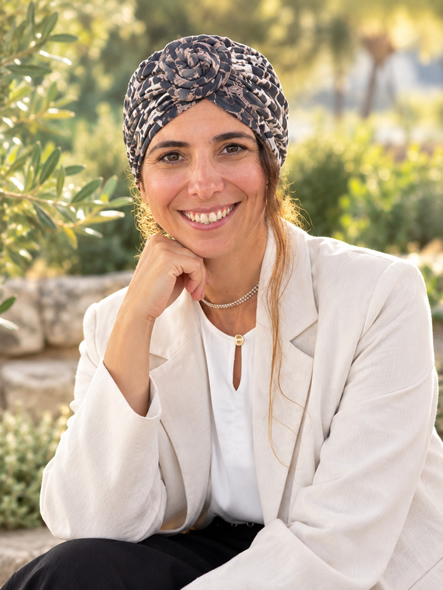 הילה פטיש מטפלת רגשית וטריינרית NLP בהוד השרון